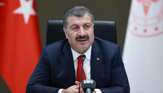 Bakan Koca: Önümüzdeki günlerde sözleşmeli kadro yaygınlaştırılacak